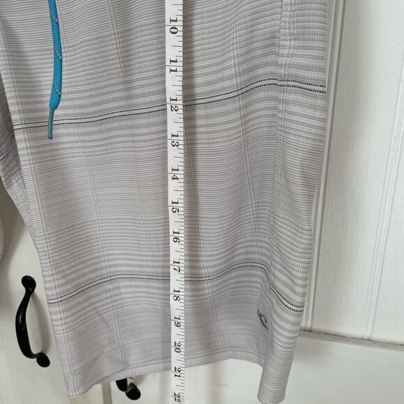 O’NEILL MEN’S shorts 30 waist hybrid - Picture 5 of 5